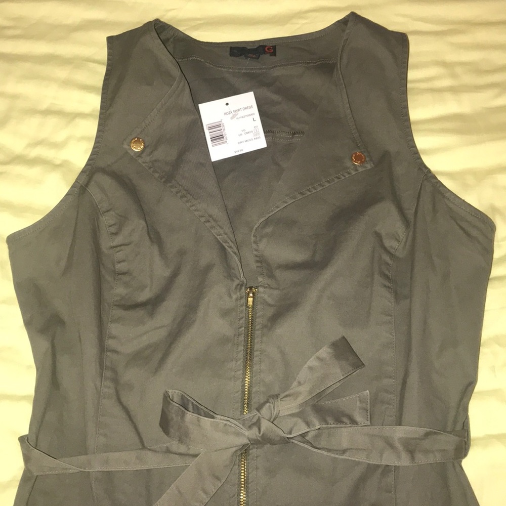 Zip Up Sleeveless Dress